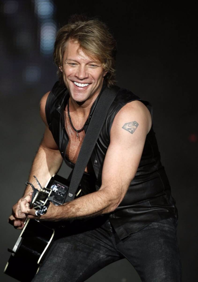 JON BON JOVI ตำนานความเซ็กซี่