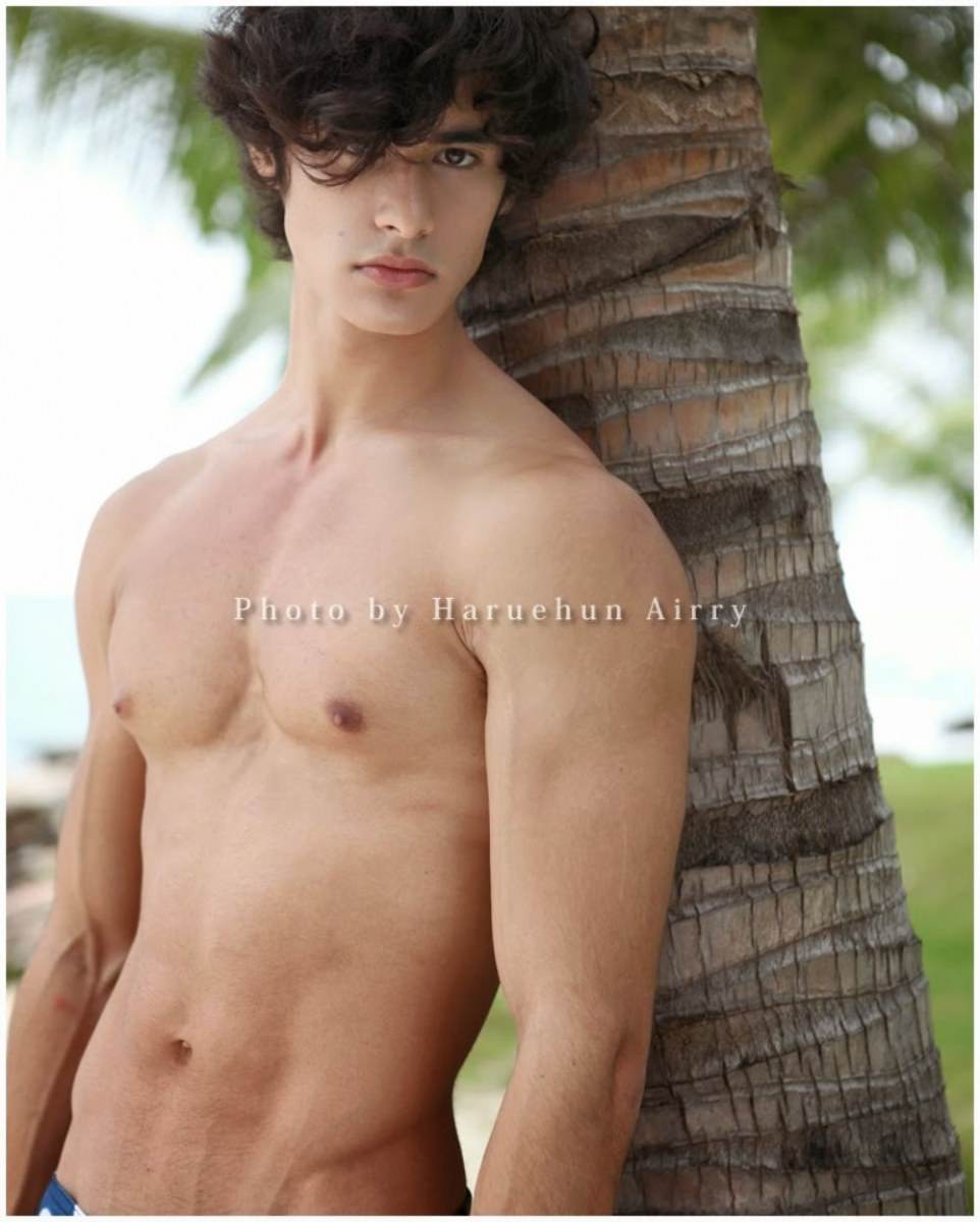 หล่อล่ำ Jeff Langan