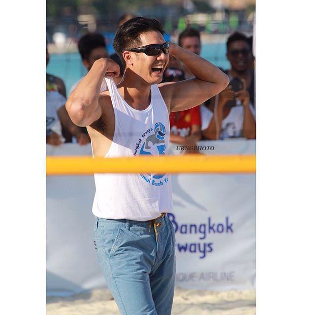 เวียร์ ศุกลวัฒน์ ในลุคแบบสปอร์ตแมน กล้ามแขนฟิตๆ ในงาน Bangkok Airway Samui Beach Valleyball 2015