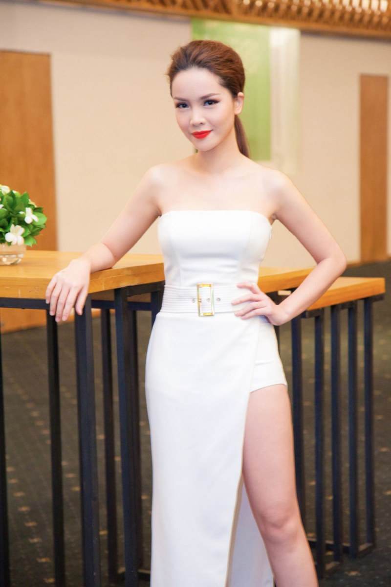 Ruby Yến Trang is pretty in event