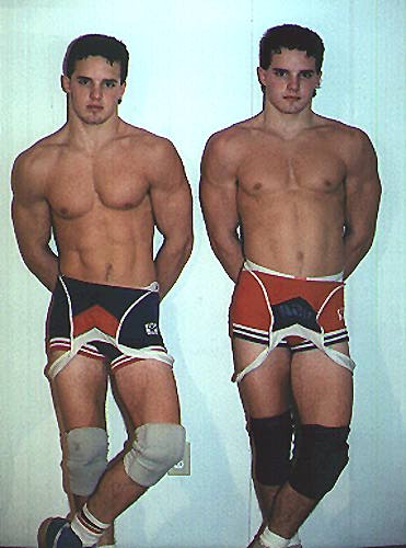 แฝดสุดหล่อ Wrestling twins  - Mark and Tony Rosano