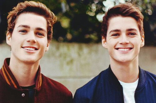 แฝดสุดหล่อ Jack and Finn Harries