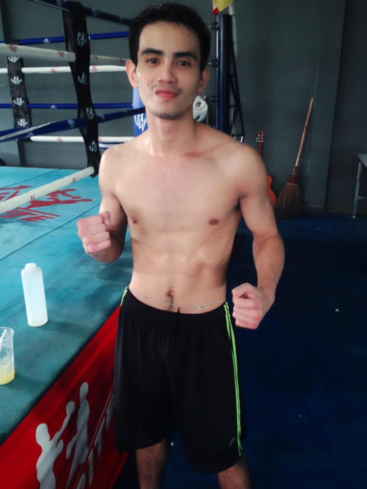 ฟ้าลั่นจูเนียร์ เกษตรพัฒนา ฟิตร่างกายเพื่อศึก "ศึกดวลกำปั้น ไต่บัลลังก์โลก"