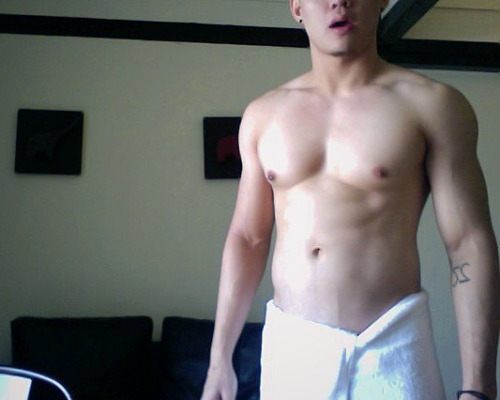 ถอดโชว์เรือนร่าง 830