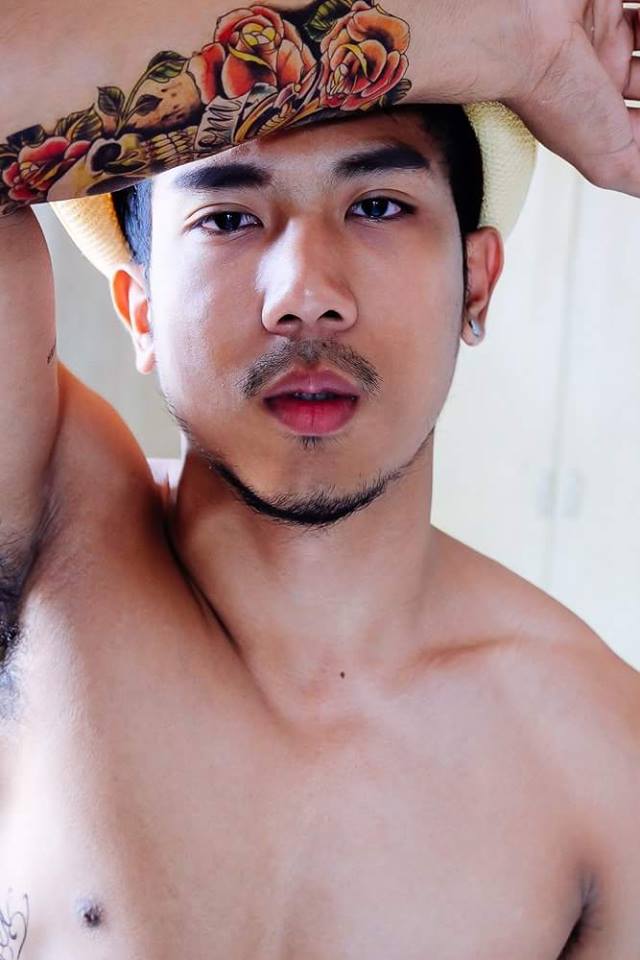 น่าเลียอยู่นะยูวว