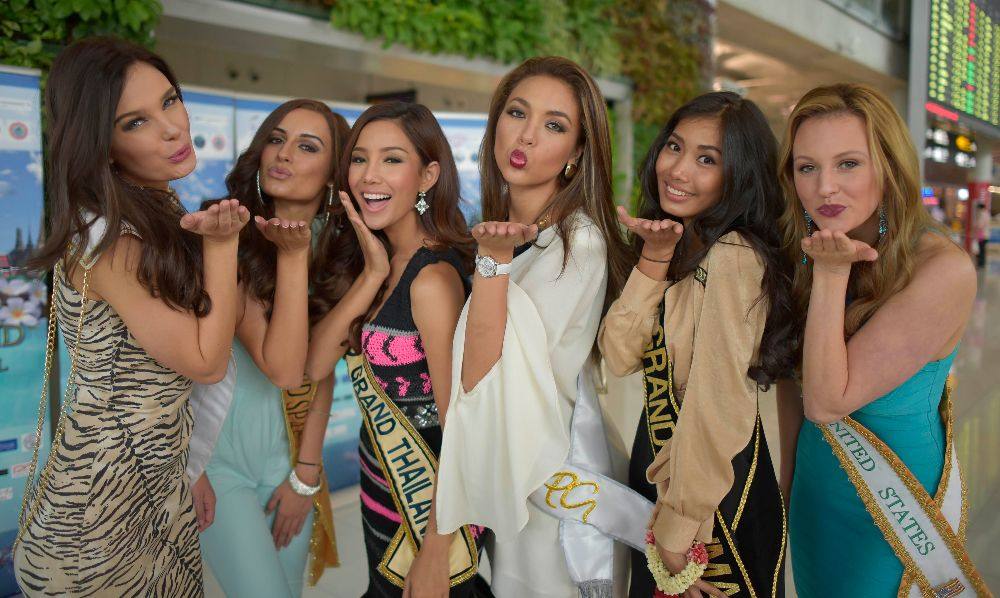 นางงามทั่วโลกเดินทางถึงไทย ในการประกวด Miss Grand International 2012