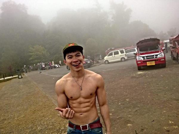 ผู้ชายพาเพลิน