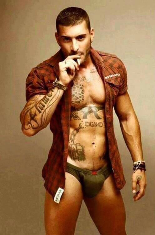 วันนี้ใส่กางกางในสีไหนดีอ่ะ?