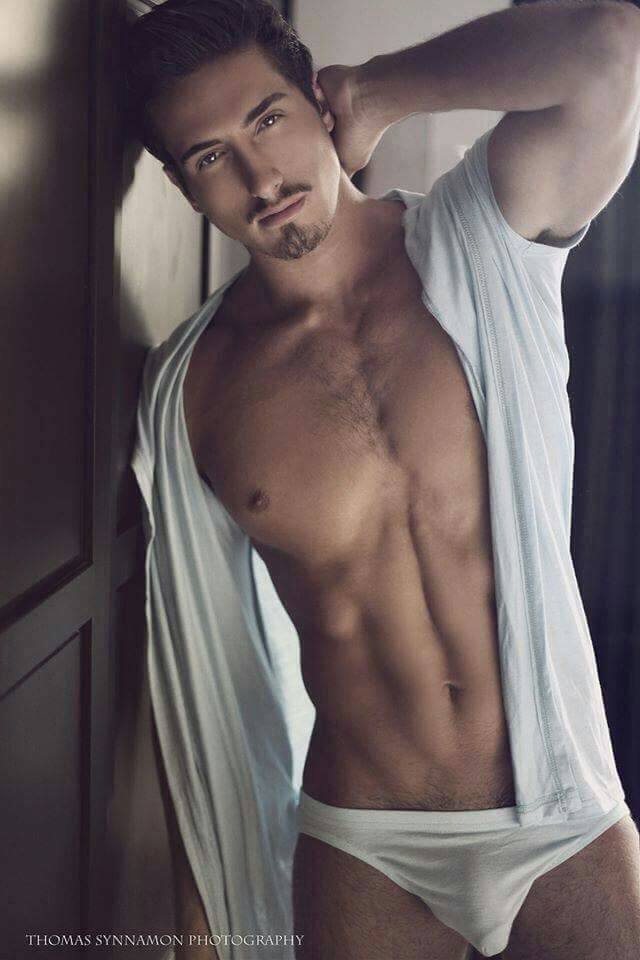 วันนี้ใส่กางกางในสีไหนดีอ่ะ?