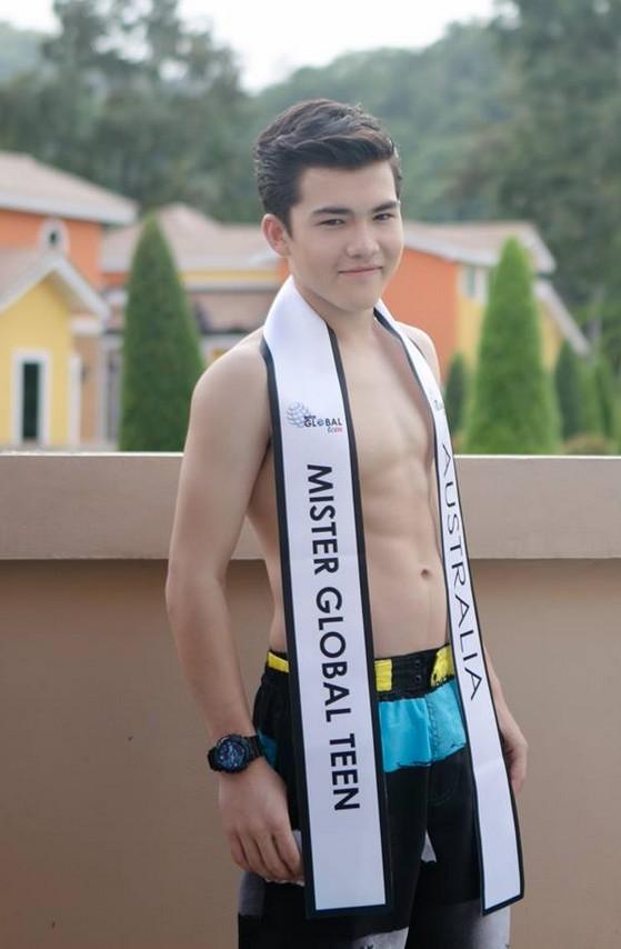 เบาเบา Mister Globle Teen 2015 ในชุดว่ายน้ำ...ว้าววว