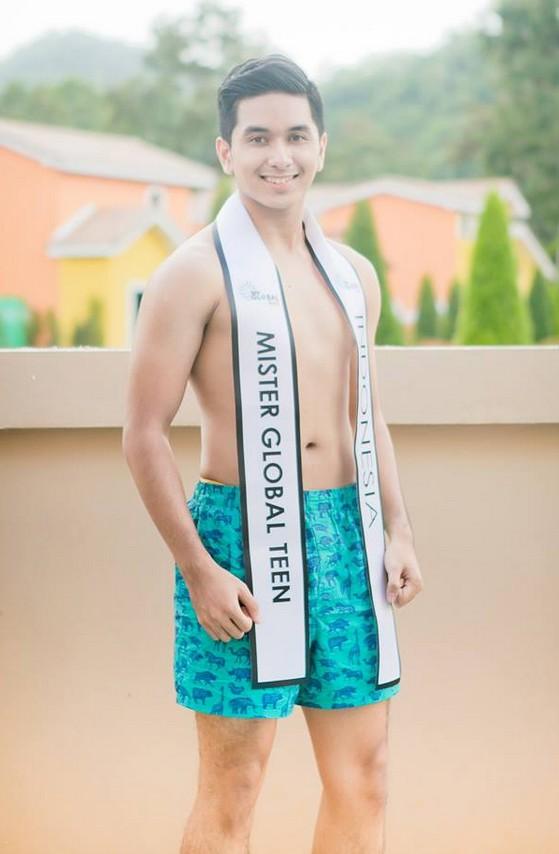 เบาเบา Mister Globle Teen 2015 ในชุดว่ายน้ำ...ว้าววว