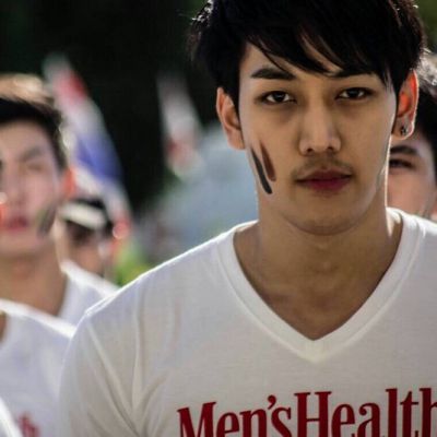 แบงค์ Men's Health 2015 สูงหล่อ น่า.. Kissss ..