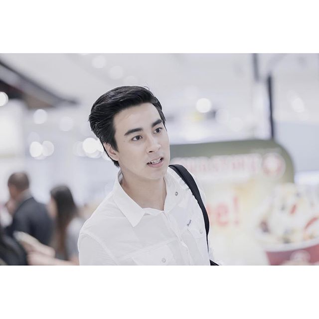 "ฟีฟ่า เปรมอนันต์" หล่อๆ แบบนี้เอาใส่ห่อให้ด้วย :)