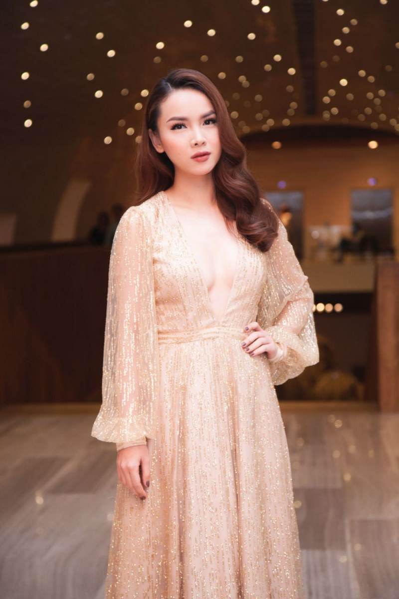 Ruby Yến Trang, Yến Nhi, Koolcheng Trịnh Tú Trung - Elle Fashion Show