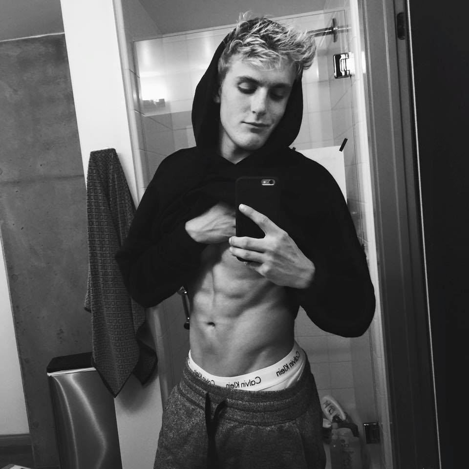 Jake Paul หล่อน่ารัก สุดเกรียนตัวน้อง