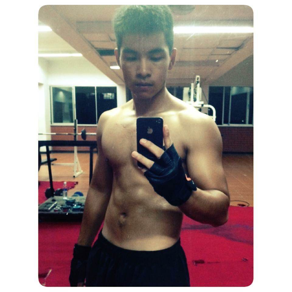 โดนัท จากรั้ว นรต. ตำรวจหล่อบอกต่อ