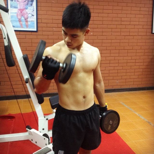 โดนัท จากรั้ว นรต. ตำรวจหล่อบอกต่อ