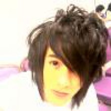 พ่อหนุ่มเลโอแห่งวง  B.O.Y