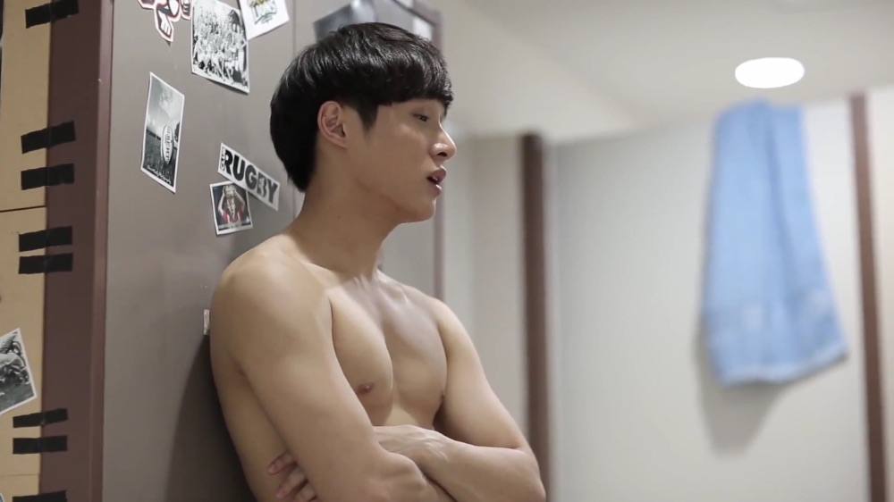 นิว จูเนียร์ โชว์กล้าม