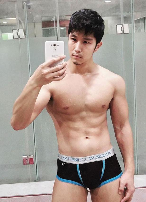 Hot guy in underwear 40