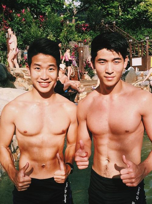 ถอดโชว์เรือนร่าง 851