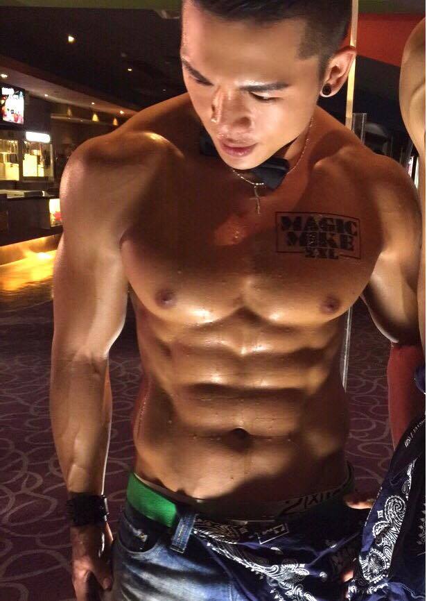 ถอดโชว์เรือนร่าง 852