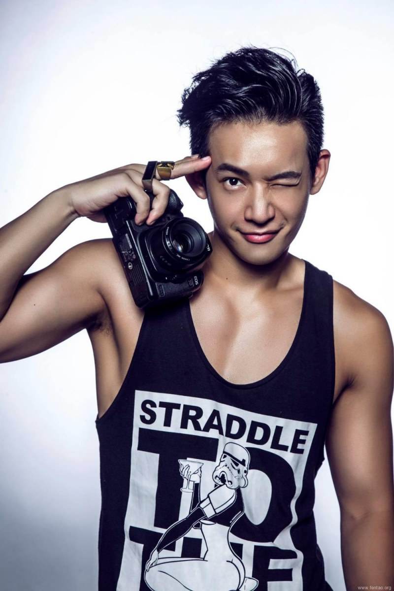 ถอดโชว์เรือนร่าง 858