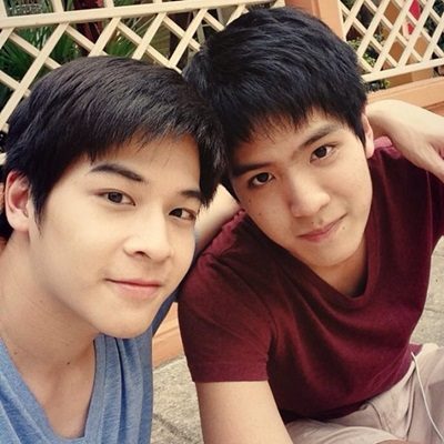 คู่จิ้นดาราชาย