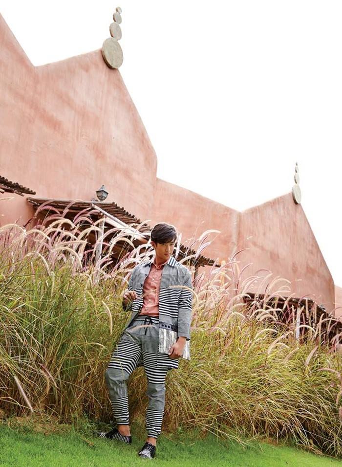 เจมส์ มาร์ @ เพื่อนเดินทาง vol.37 no.431 November 2015