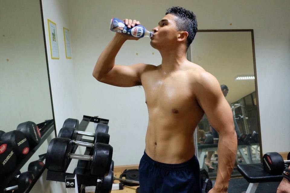 พัฒพล จากรั้ว จปร. ทหารล่ำบอกเลย