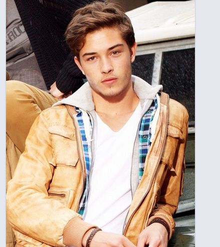 Francisco Lachowski with son