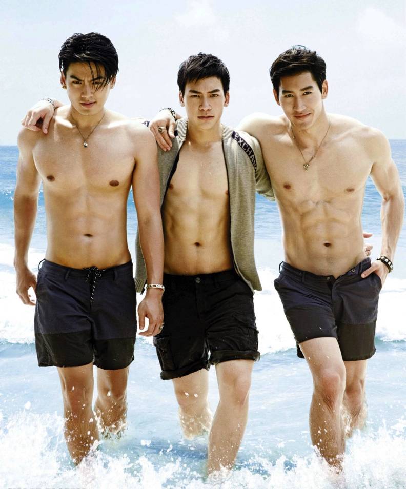 3หนุ่มจากเอ็กแซกส์