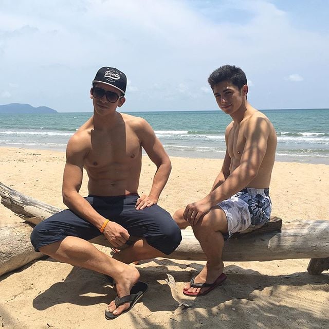 2 พี่น้องนักมวยสุดหล่อ อองตวน-ลีโอ ปินโต