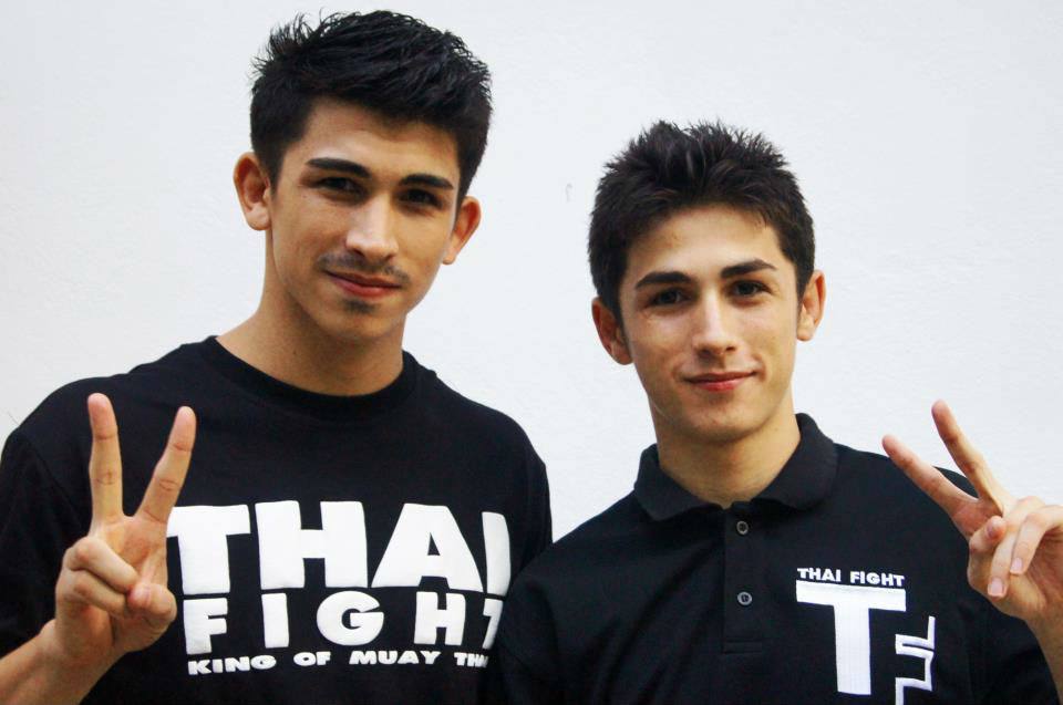 2 พี่น้องนักมวยสุดหล่อ อองตวน-ลีโอ ปินโต