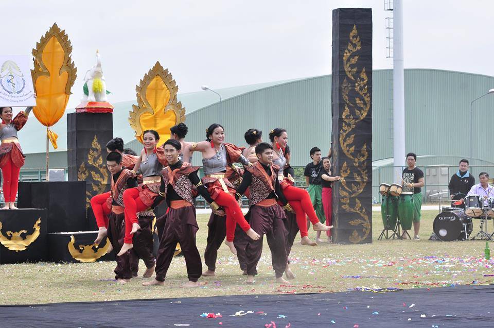 ผู้นำเชียร์ สำนักวิชา วิทยาศาสตร์สุขภาพ มรชร