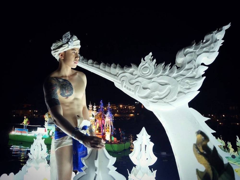 ลอยลอยกระทง