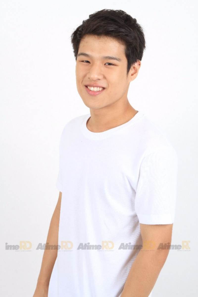 เสื้อขาวเท่จุง