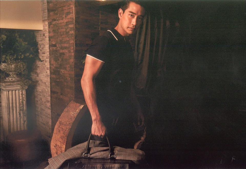 ป้อง...เห็นทีไรหวิวๆทุกที เลียๆ