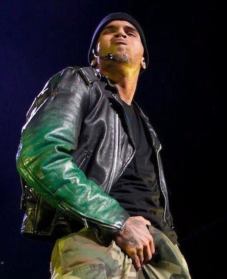 CHRIS BROWN Boom!!