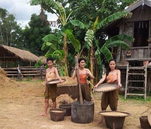 ประมวลภาพประกอบ หนังไทย "พันท้ายนรสิงห์" ฉายต้อนรับปีใหม่นี้