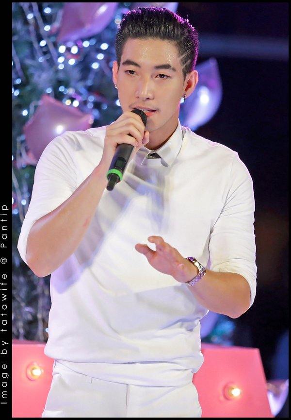 โตโน่ สักครั้งจะตั้งใจเลีย