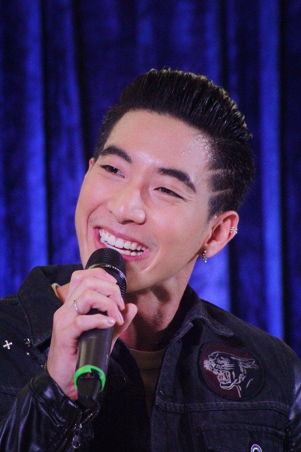 โตโน่ สักครั้งจะตั้งใจเลีย