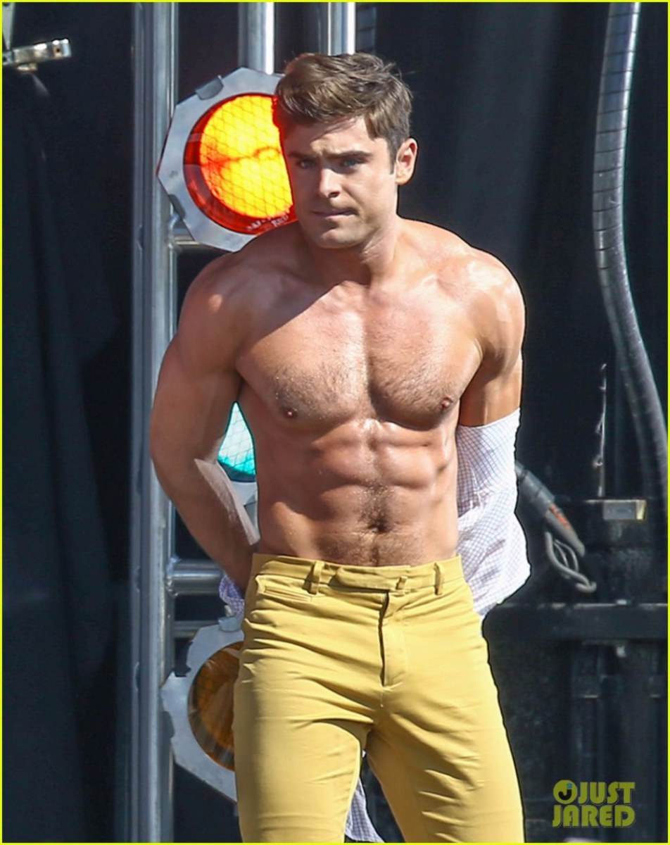 Zac Efron ยิ่งถอดเสื้อยิ่งแซ่บ