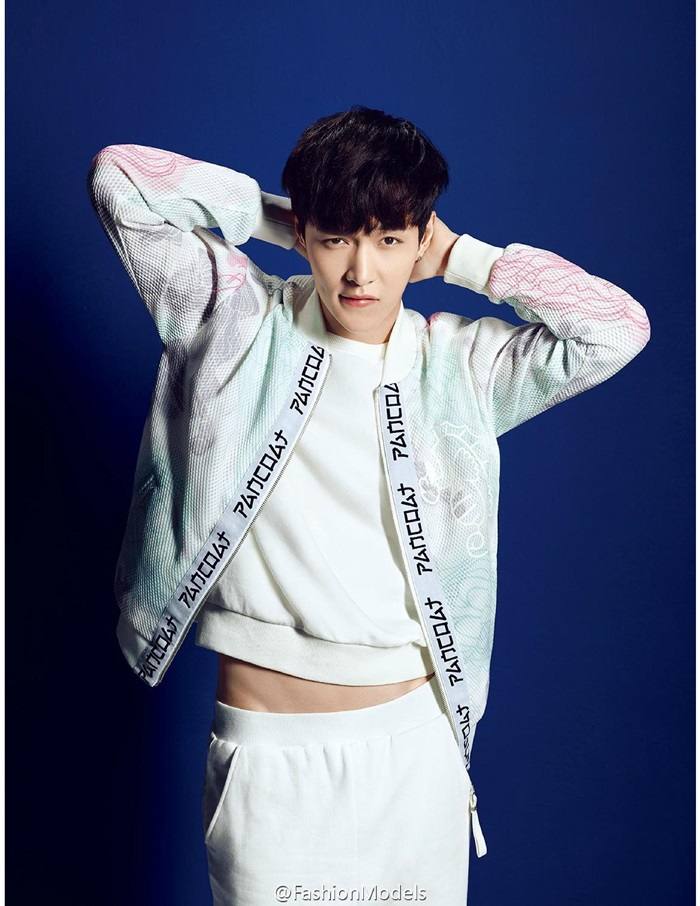 Lay (Exo) @ L'Officiel Hommes China December 2015