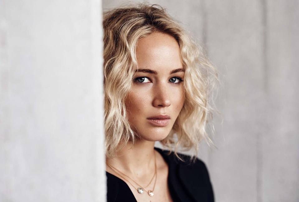 Jennifer Lawrence @ ELLE Malaysia January 2016