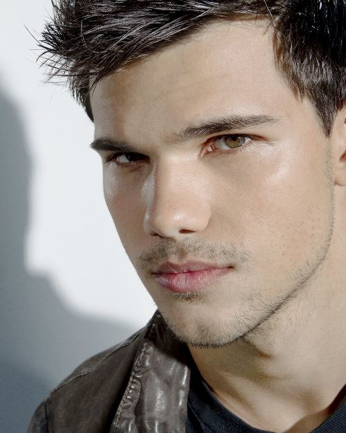 Taylor Lautner
