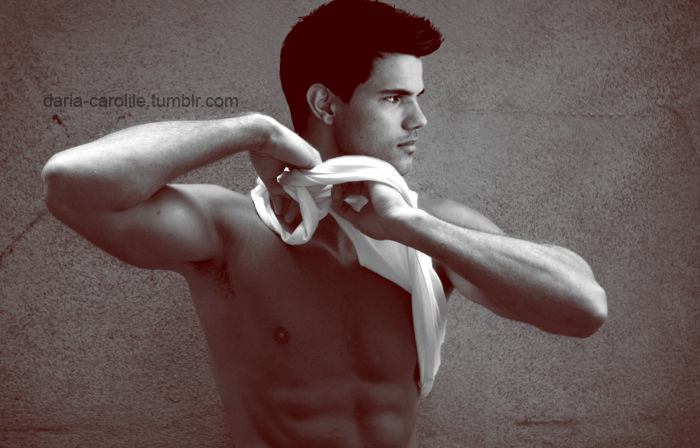 Taylor Lautner