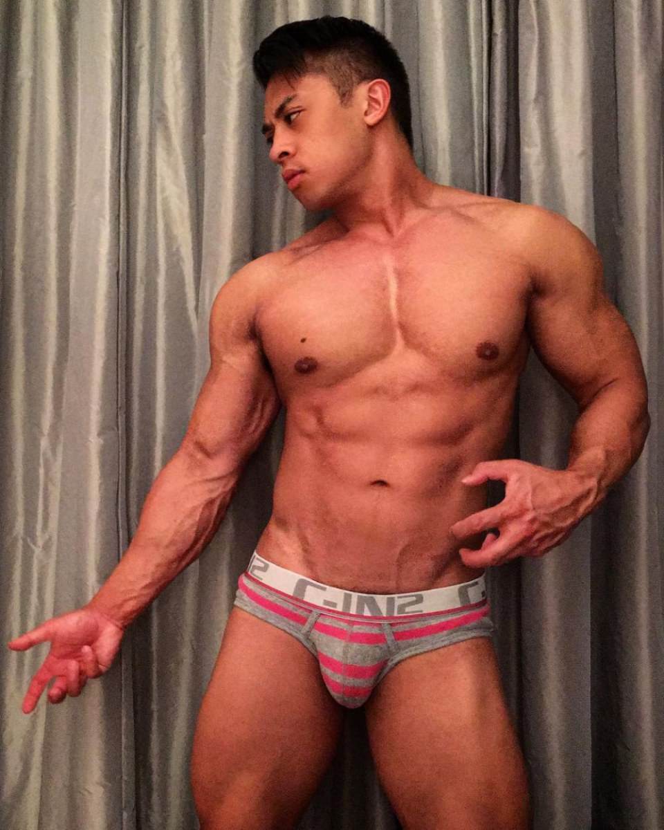 Hot guy in underwear 86