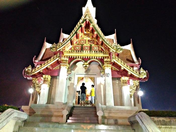 เทื่ยว ศาลหลักเมืองอุดรธานี