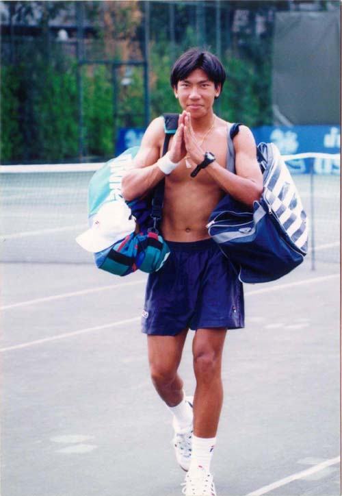 จำได้มั้ย! บอล ภราดร ศรีชาพันธุ์ ตอนวัยรุ่น นักเทนนิสไทยฝีมือดีตลอดกาล